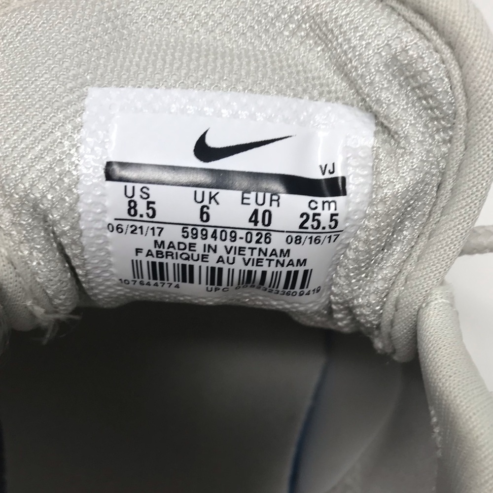 NWT Nike Air Max Thea Light Bone W AUTHENTIC - Picture 8 of 8